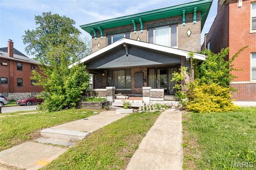 4247 S Grand Boulevard, St Louis, MO, 63111 | Card Image