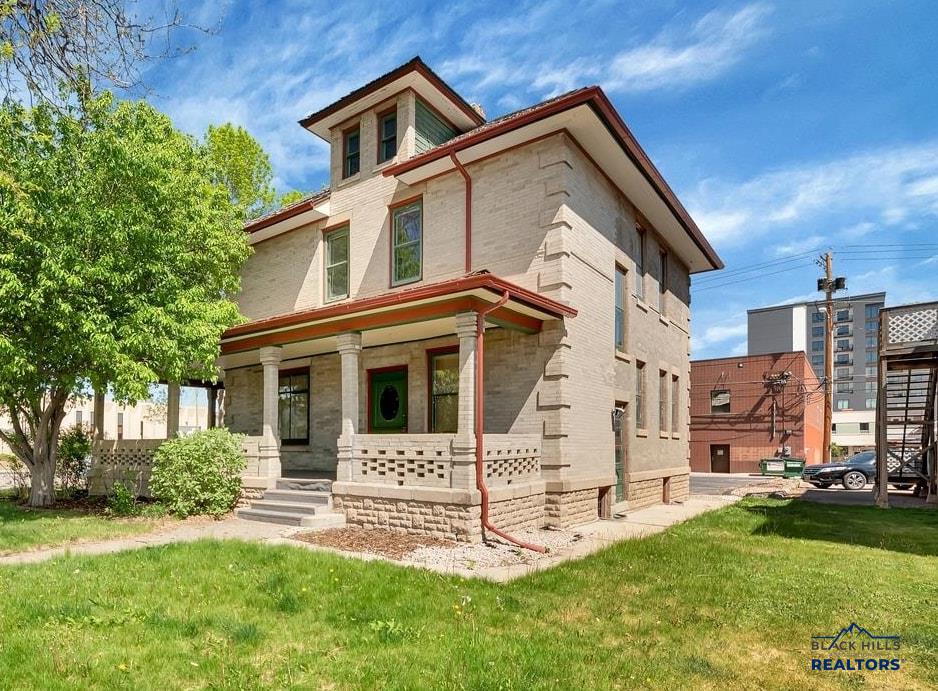 728 6Th St, Rapid City, SD 57701