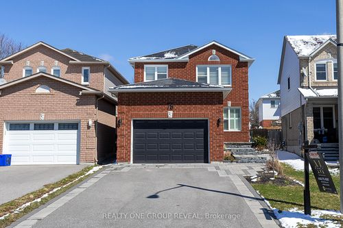 78 Fry Cres, Bowmanville, ON, L1C4Y3 | Card Image
