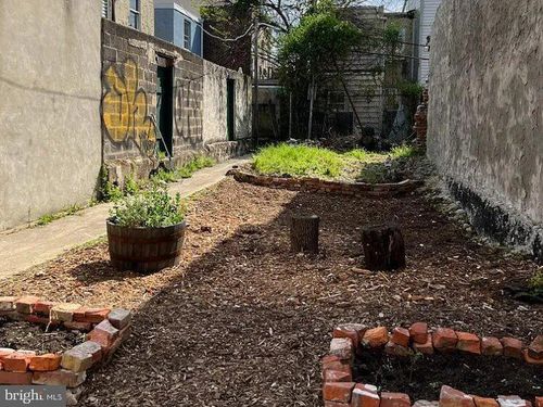 1509 S Bouvier St, Philadelphia, PA, 19146-4745 | Card Image