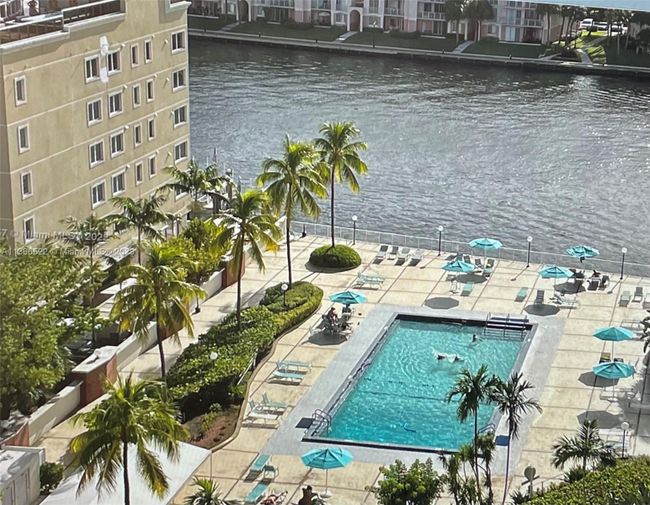 APT-1520 - 3800 S Ocean Dr, Condo with 2 bedrooms, 2 bathrooms and null parking in Hollywood FL | Image 22