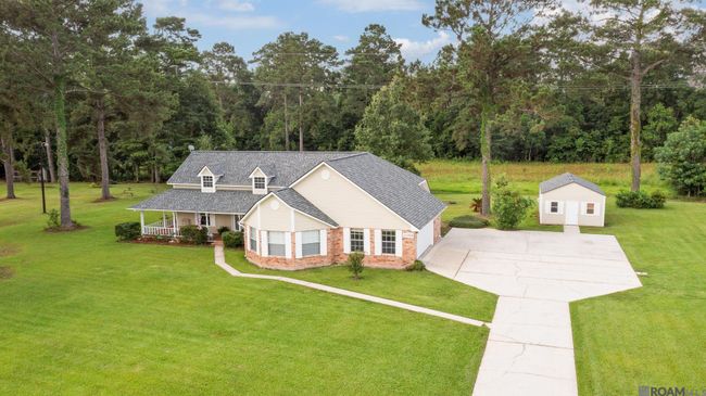 15364 Carlou Dr, House other with 4 bedrooms, 3 bathrooms and 4 parking in Ponchatoula LA | Image 39
