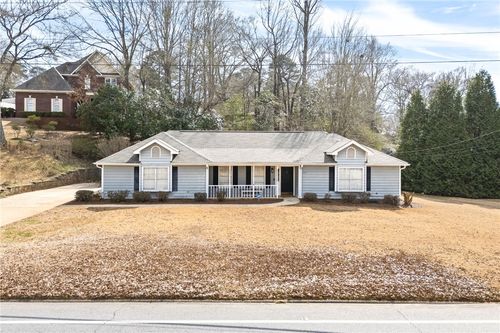 805 India Rd, Opelika, AL, 36801-2815 | Card Image