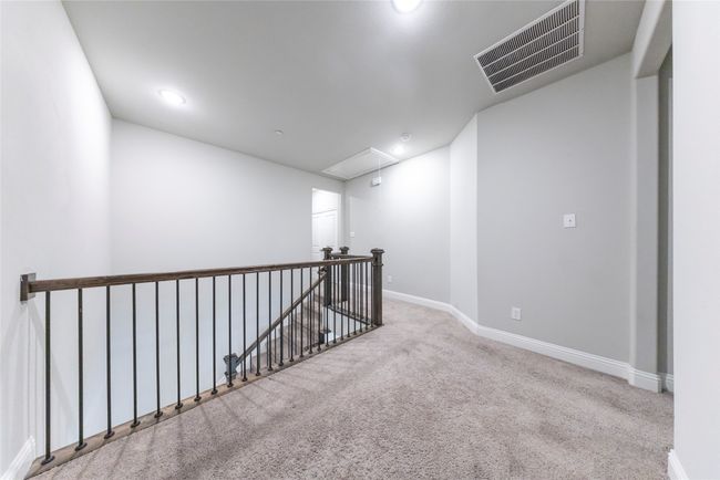 1571 Windermere Way, Townhouse with 3 bedrooms, 3 bathrooms and null parking in Farmers Branch TX | Image 22