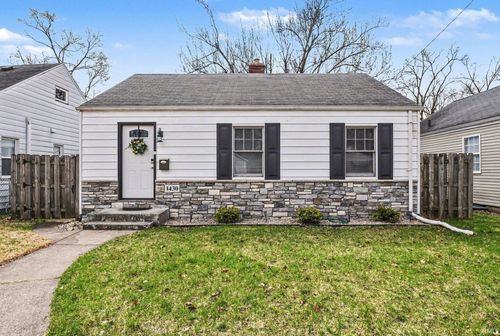 1430 Sorin St, South Bend, IN, 46617-2144 | Card Image