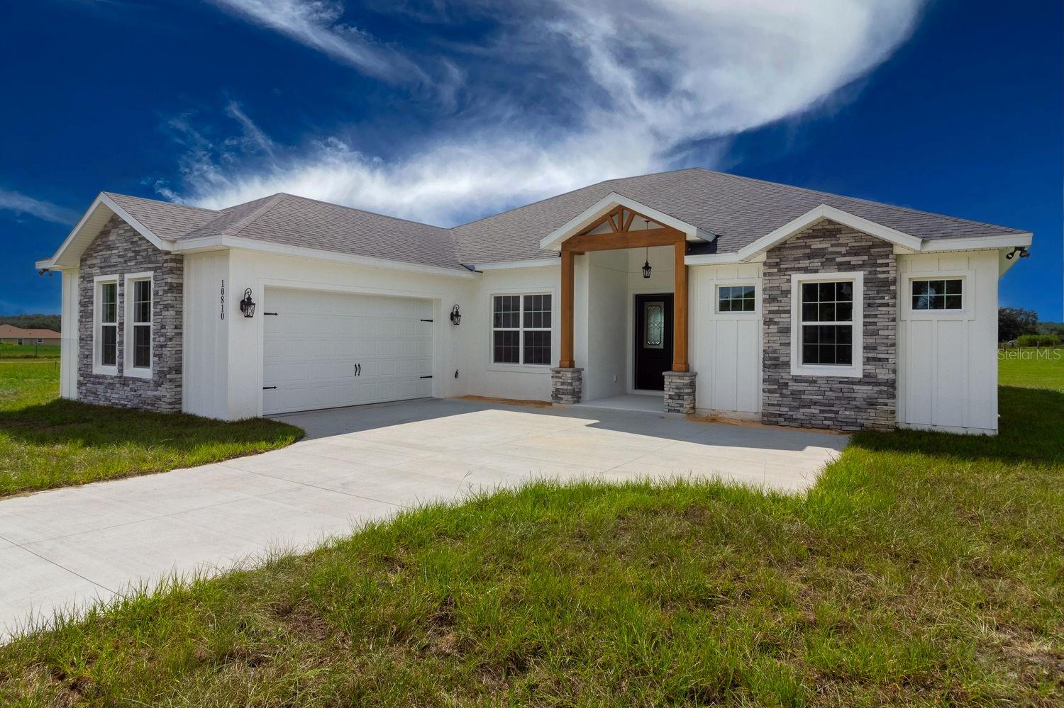 Residential in TAVARES 4