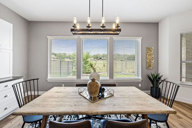 Dining Area | Image 11