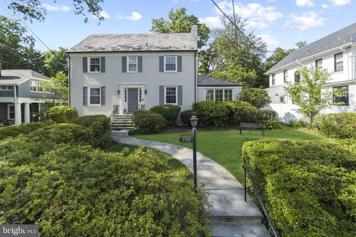 3901 Woodbine St, CHEVY CHASE, MD, 20815-5045 | Card Image