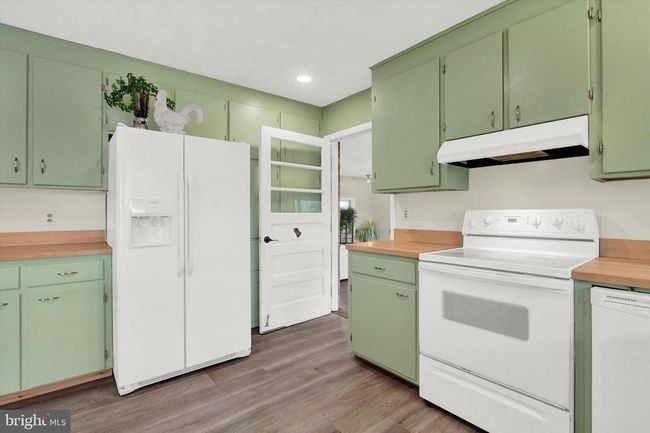 12588 Old Pen Mar Rd, House other with 4 bedrooms, 2 bathrooms and null parking in WAYNESBORO PA | Image 15
