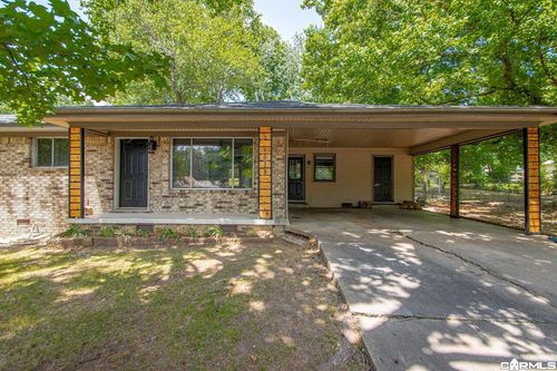 1025 Oakhurst Dr, Jacksonville, AR, 72076-3046 | Card Image