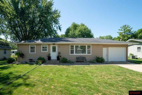 215 Capital Dr, Mankato, MN, 56001-4730 | Card Image