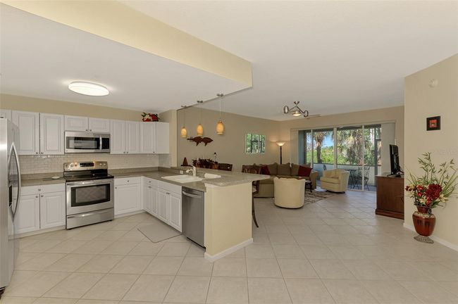 UNIT-102 - 3433 Grand Vista Ct, Condo with 2 bedrooms, 2 bathrooms and null parking in PORT CHARLOTTE FL | Image 6