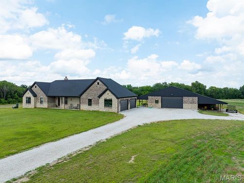 27650 Iowa Rd, Perry, MO, 63462-2261 | Card Image