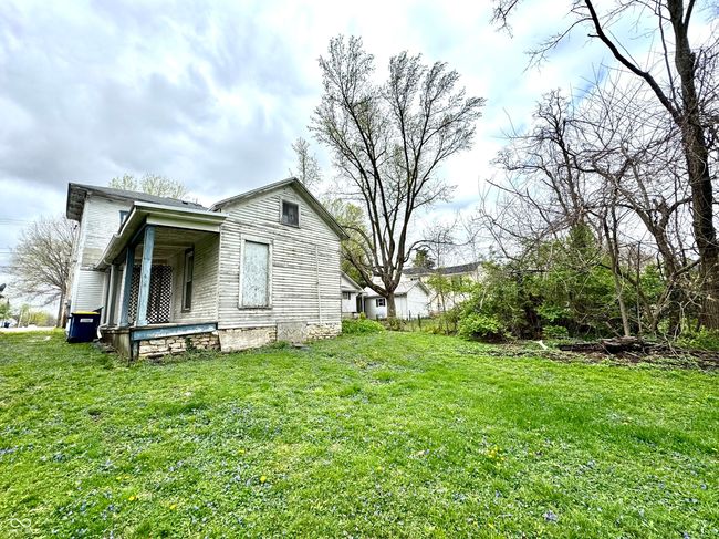 Nice sized backyard | Image 21
