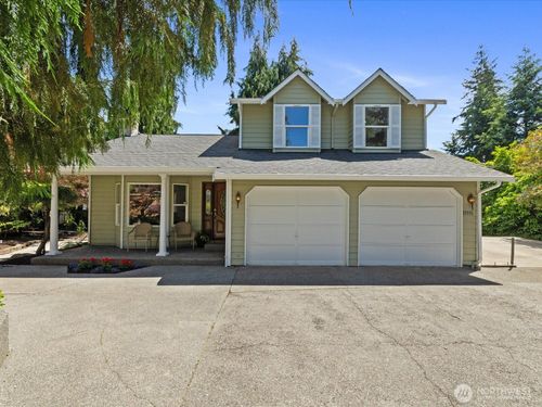15931 2nd Pl W, Lynnwood, WA, 98087-6617 | Card Image
