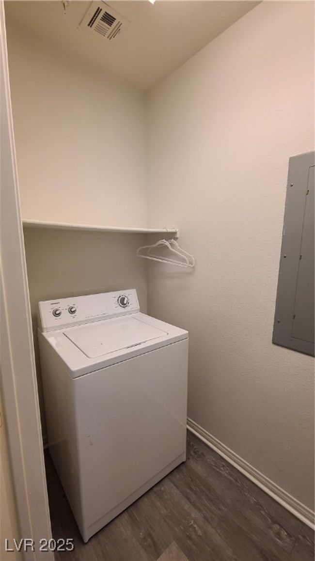 117 - 38 E Serene Ave, Condo with 2 bedrooms, 2 bathrooms and null parking in Las Vegas NV | Image 8