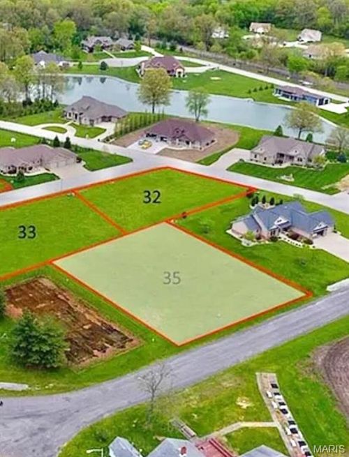 18415 Oxford Rd, Staunton, IL, 62088-2335 | Card Image