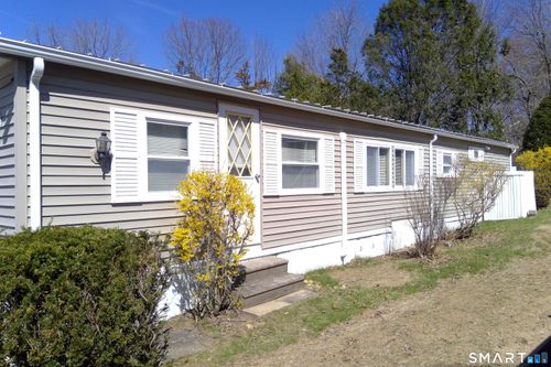 21 Hillpond Dr, Storrs Mansfield, CT, 06268-1604 | Card Image