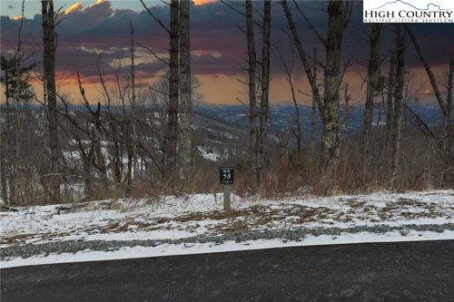WR58 Cloudrise Ln, Banner Elk, NC, 28604 | Card Image