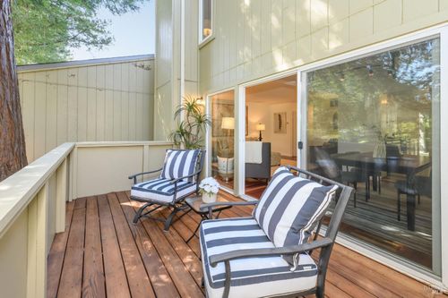 36 Schmidt Ln, San Rafael, CA, 94903-2854 | Card Image