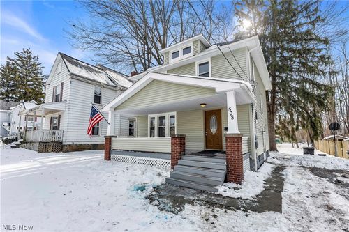 508 12th St, Elyria, OH, 44035-7043 | Card Image