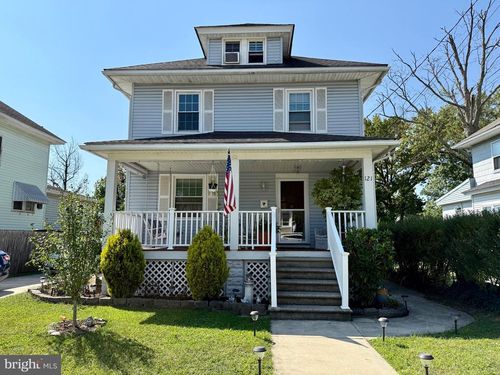 121 Crescent Ave, Woodbury, NJ, 08096-5001 | Card Image