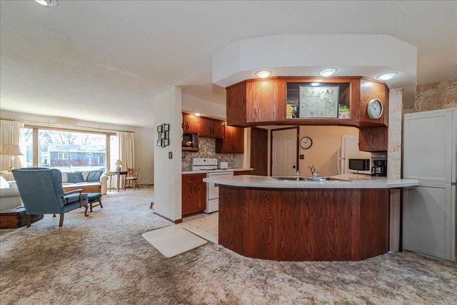 12-Kitchen with Open Plan | Image 12
