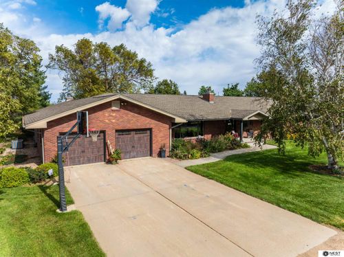 1419 Road N, York, NE, 68467-8238 | Card Image