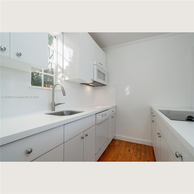 APT-12 - 4349 Sheridan Ave, Condo with 1 bedrooms, 1 bathrooms and null parking in Miami Beach FL | Image 6