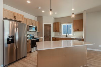 5846 James Dr W, West Fargo, ND-14.jpg | Image 3