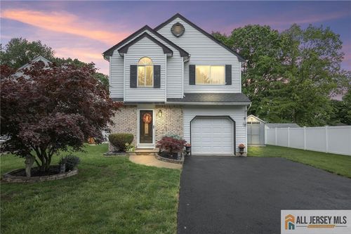 6 Shelley Rd, Old Bridge, NJ, 08857-3606 | Card Image