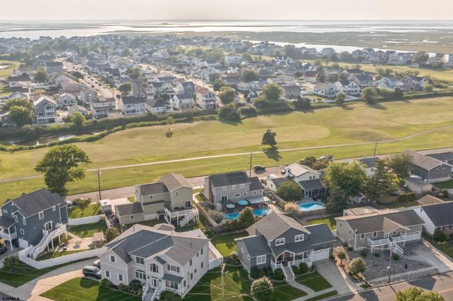 203 Lincoln Dr, House other with 4 bedrooms, 3 bathrooms and null parking in Brigantine NJ | Image 38