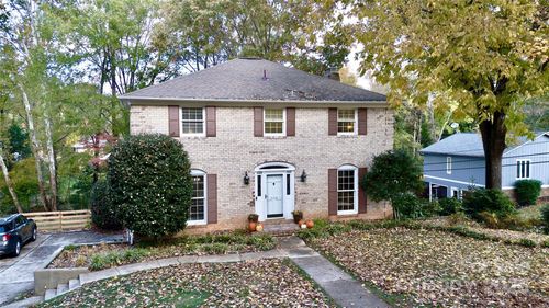 7116 Hollyhouse Dr, Charlotte, NC, 28215-3734 | Card Image