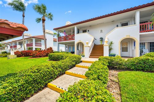 apt-201-10600 Village Dr, SEMINOLE, FL, 33772-4853 | Card Image