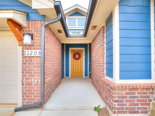 11208 Nw 136th Ter, Yukon, OK, 73099-9473 | Card Image
