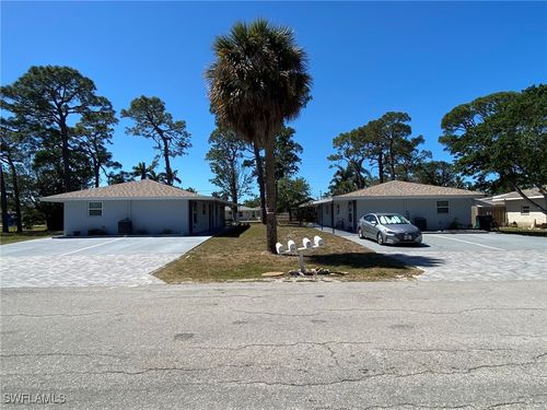 2264 Washington Ave, NAPLES, FL, 34112-4669 | Card Image