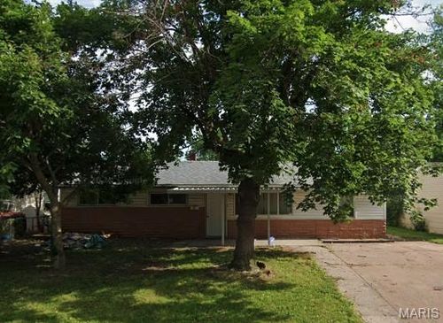 106 Leonard Dr, East Saint Louis, IL, 62206-2423 | Card Image