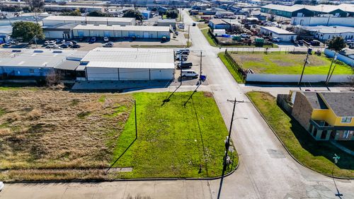 2375 Doreen St, Grand Prairie, TX, 75050-4909 | Card Image