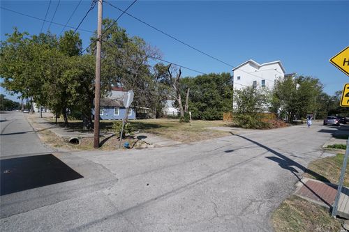 4600 Maxie St, Houston, TX, 77007-3442 | Card Image