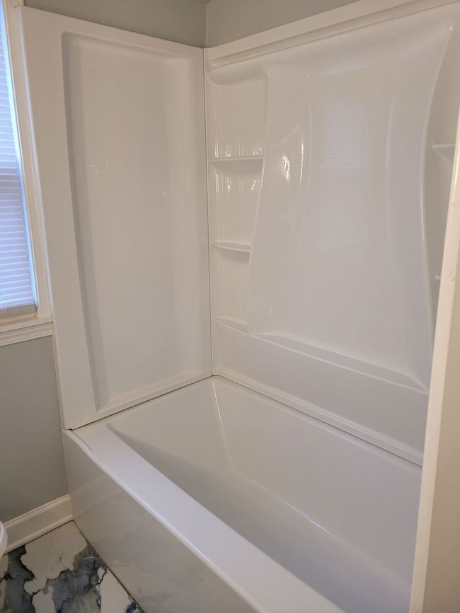 18609 Mansfield St, House other with 3 bedrooms, 2 bathrooms and null parking in Detroit MI | Image 18