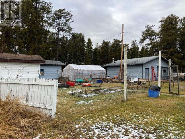 606 Alfred St, House other with 4 bedrooms, 2 bathrooms and null parking in Nipawin SK | Image 45