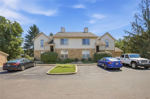 9442 Captiva Bay Dr, Miamisburg, OH, 45342-7853 | Card Image