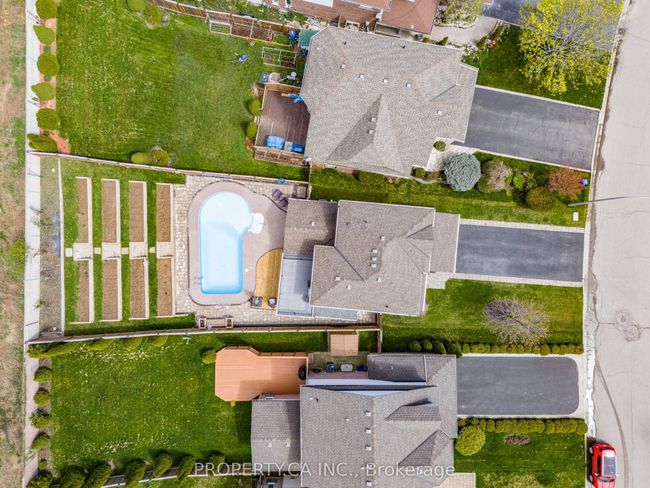 18 Sable Dr, House other with 4 bedrooms, 3 bathrooms and 4 parking in Ancaster ON | Image 39