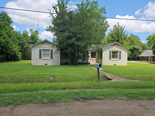 611 Lake St, Bunkie, LA, 71322-1732 | Card Image