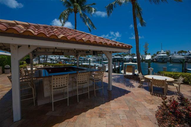 APT-404 - 1 Las Olas Cir, Condo with 2 bedrooms, 2 bathrooms and null parking in Fort Lauderdale FL | Image 35
