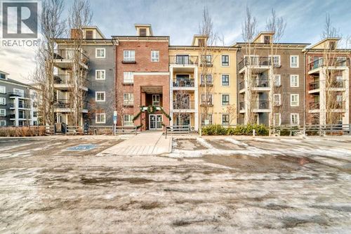 279 Copperpond Common Se, Calgary, AB, T2Z1C6 | Card Image