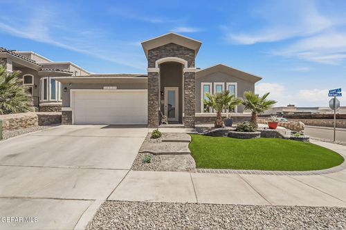 12573 New Dawn Dr, El Paso, TX, 79928-2376 | Card Image