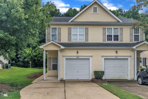 529 Woodson Dr, Clayton, NC, 27527-3977 | Card Image