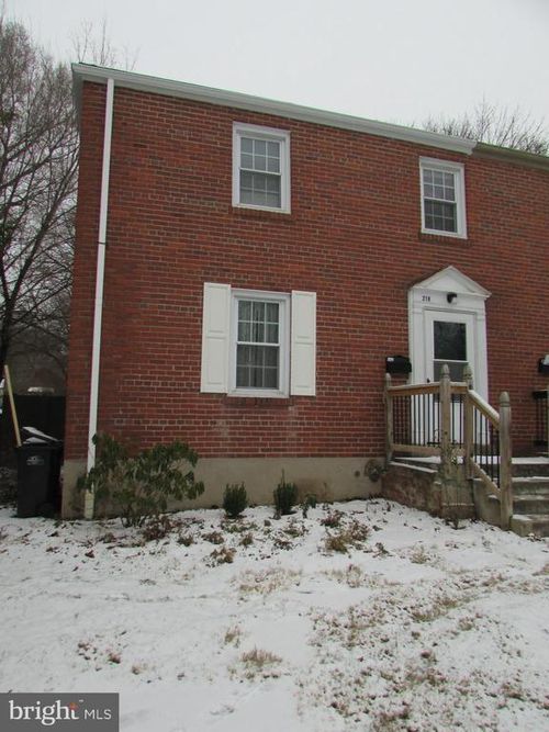 218 Westerly Pkwy, STATE COLLEGE, PA, 16801-6020 | Card Image