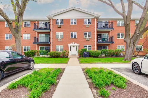 3b-809 E Miner Street, Arlington Heights, IL, 60004 | Card Image